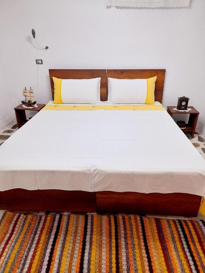 Gorica'S Bridge Hotel Берат Экстерьер фото